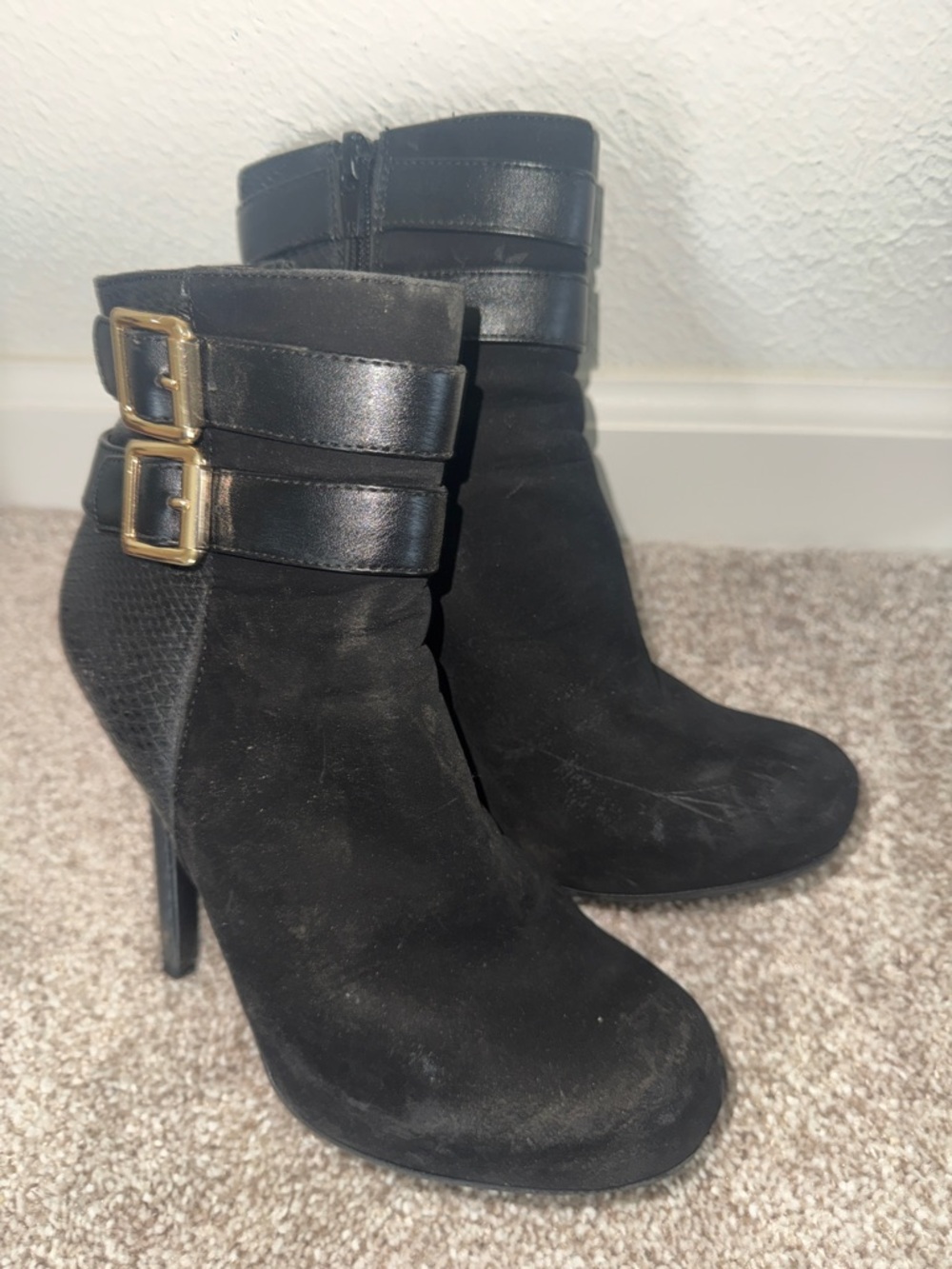 Madeline Stuart Black Suede & Leather Ankle Booties with Gold Buckles 5.5 - Picture 3 of 3